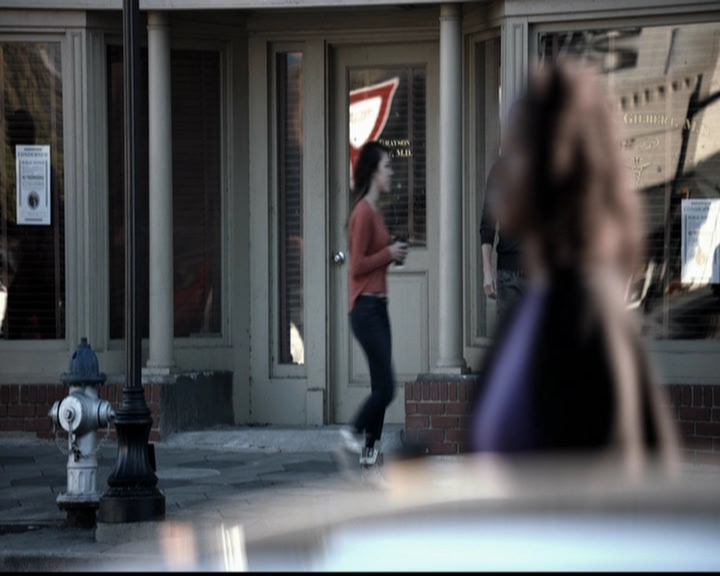 VampireDiariesWorld-dot-org_5x10FiftyShadesOfGrayson0521.jpg