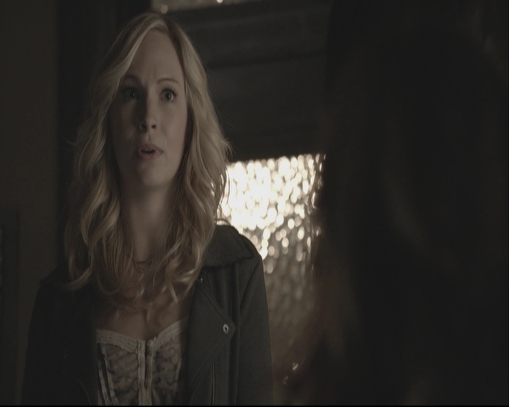 VampireDiariesWorld-dot-org_5x11-500YearsOfSolitude-deletedscene0013.jpg