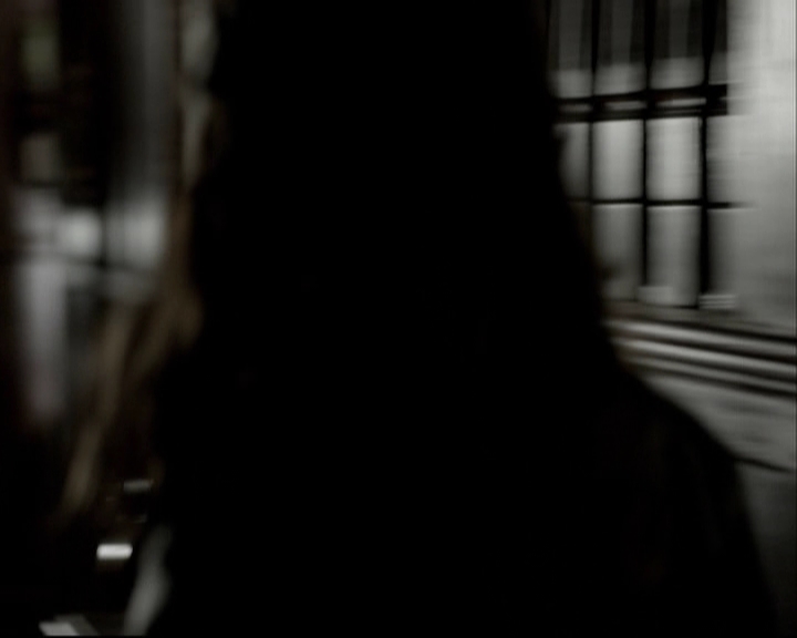 VampireDiariesWorld-dot-org_5x11-500YearsOfSolitude-deletedscene0025.jpg