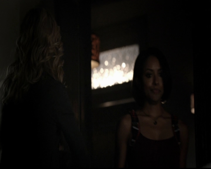 VampireDiariesWorld-dot-org_5x11-500YearsOfSolitude0207.jpg