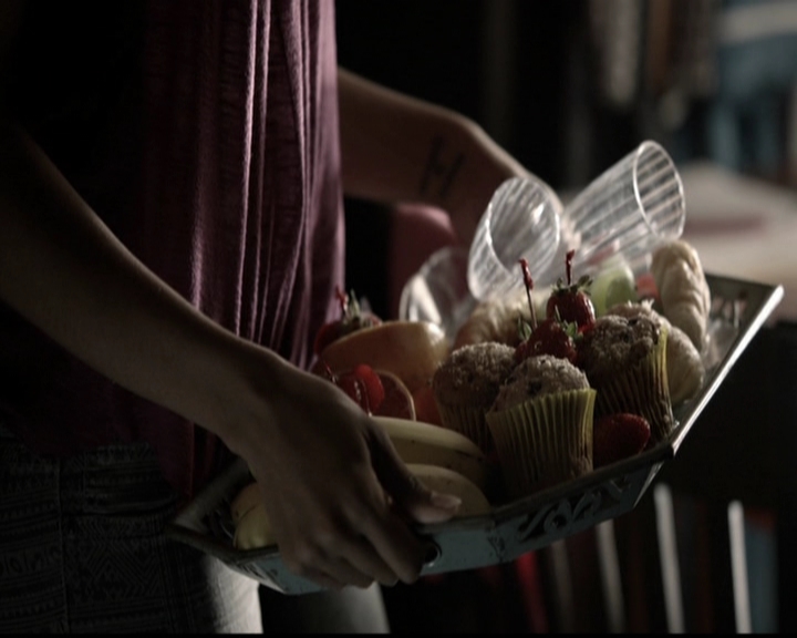 VampireDiariesWorld-dot-org_5x11-500YearsOfSolitude0217.jpg