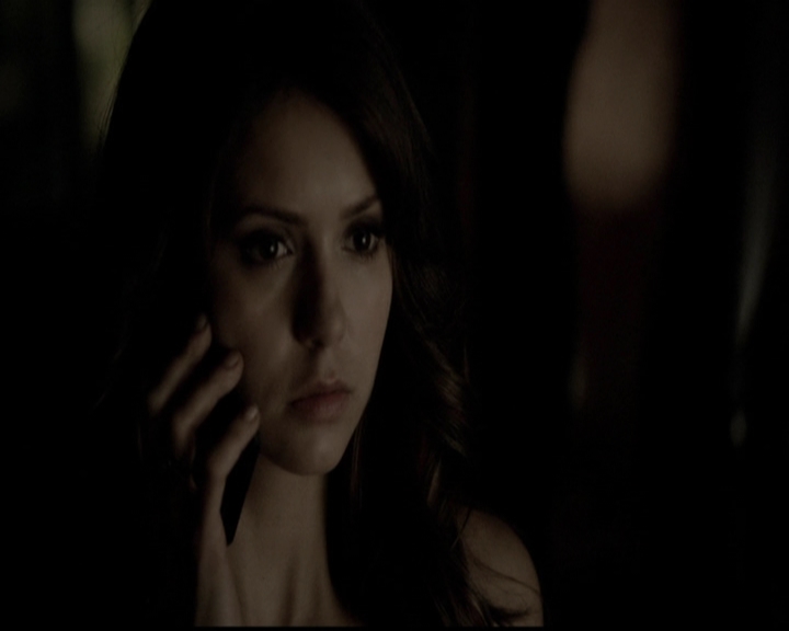 VampireDiariesWorld-dot-org_5x11-500YearsOfSolitude2280.jpg