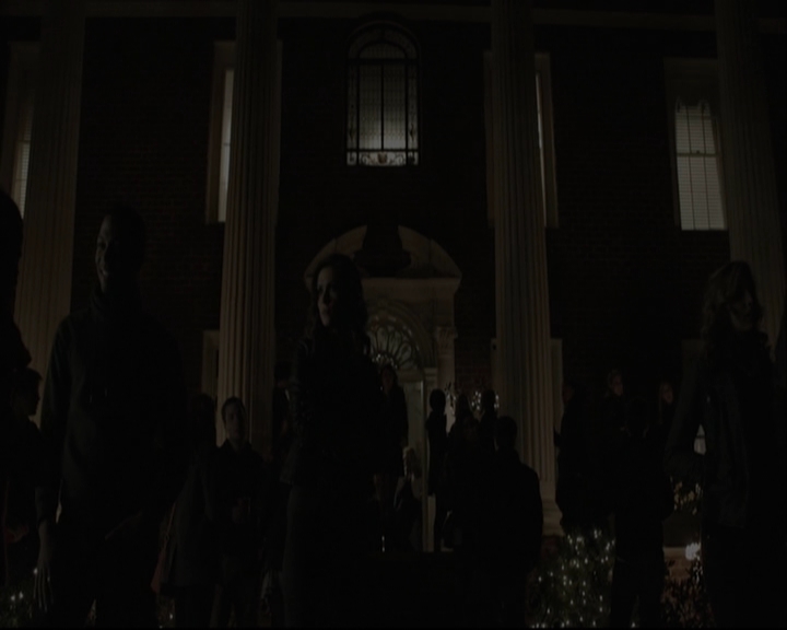 VampireDiariesWorld-dot-org_5x12TheDevilInside-deletedscene0003.jpg