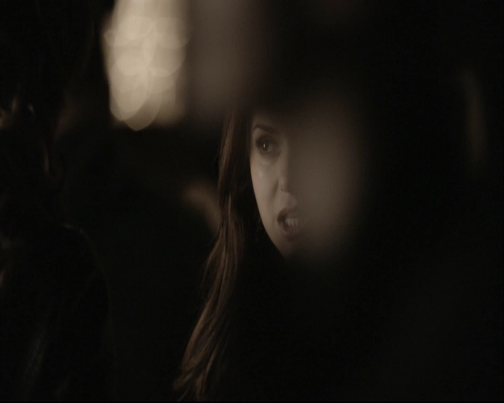 VampireDiariesWorld-dot-org_5x12TheDevilInside-deletedscene0010.jpg