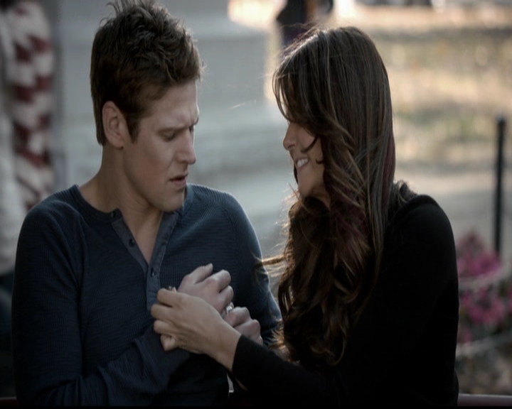 VampireDiariesWorld-dot-org_5x12TheDevilInside2438.jpg