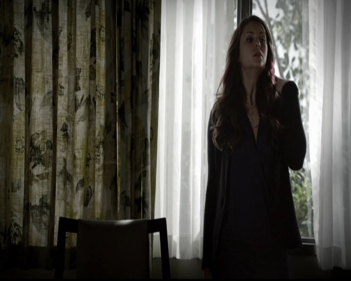 VampireDiariesWorld-dot-org_5x12TheDevilInside2560.jpg