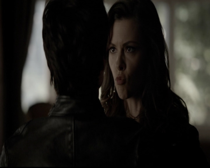 VampireDiariesWorld-dot-org_5x12TheDevilInside2649.jpg