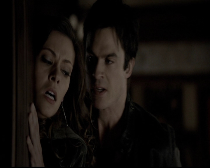 VampireDiariesWorld-dot-org_5x12TheDevilInside2652.jpg