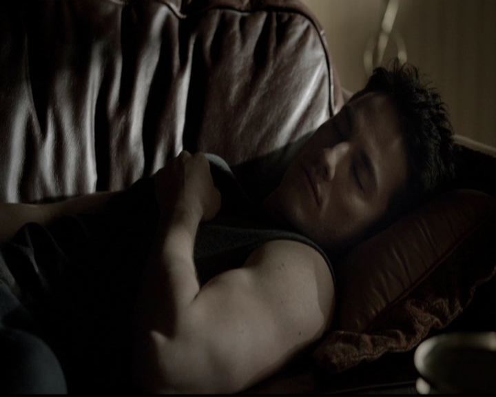 VampireDiariesWorld-dot-org_5x12TheDevilInside2675.jpg