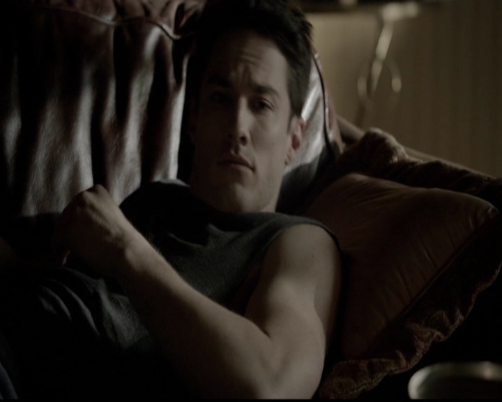 VampireDiariesWorld-dot-org_5x12TheDevilInside2678.jpg