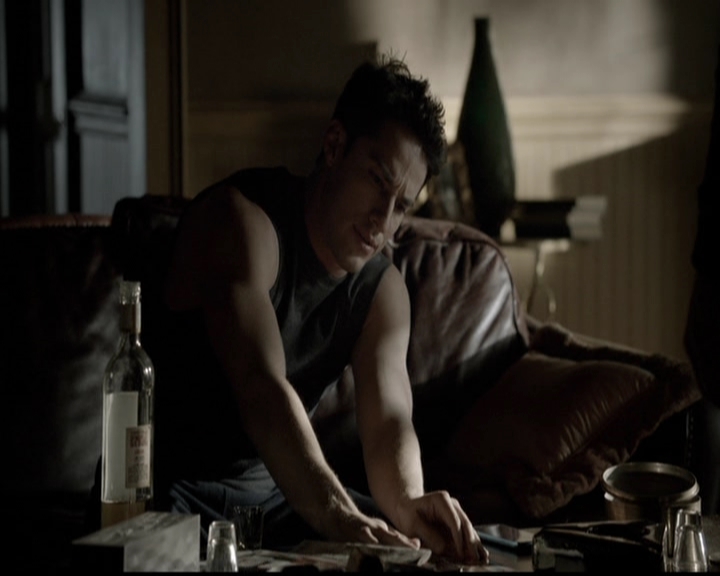 VampireDiariesWorld-dot-org_5x12TheDevilInside2687.jpg