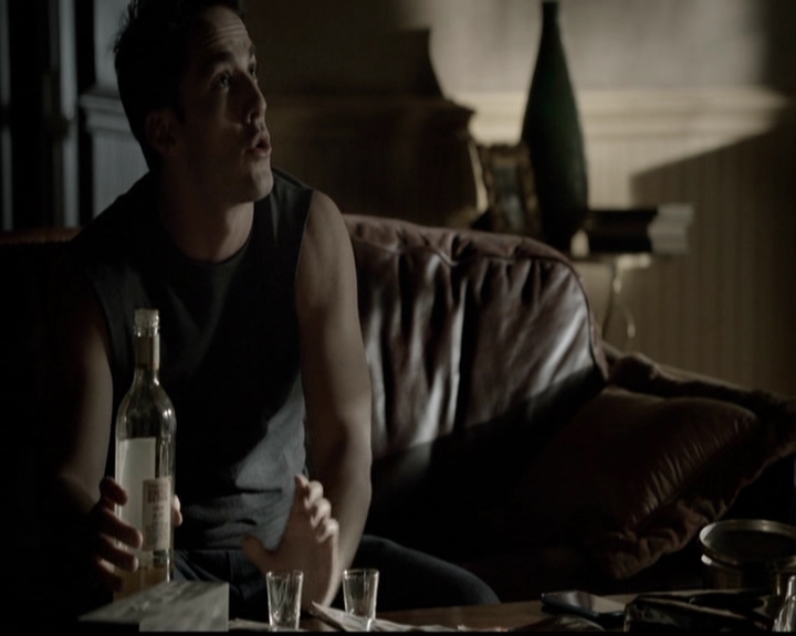 VampireDiariesWorld-dot-org_5x12TheDevilInside2691.jpg