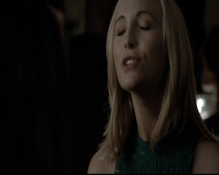 VampireDiariesWorld-dot-org_5x12TheDevilInside3666.jpg