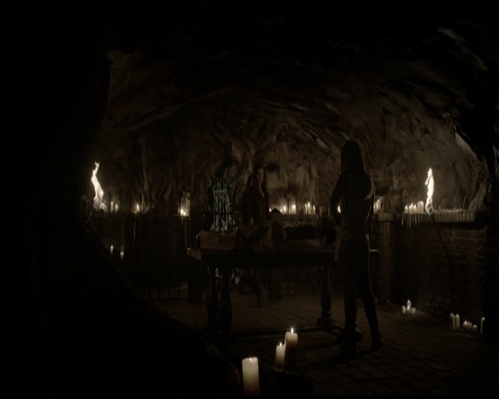 VampireDiariesWorld-dot-org_5x12TheDevilInside3702.jpg