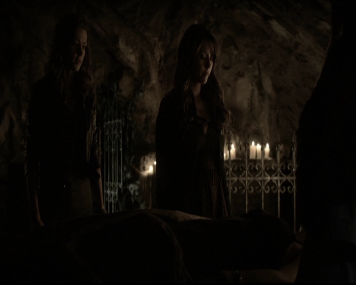 VampireDiariesWorld-dot-org_5x12TheDevilInside3712.jpg