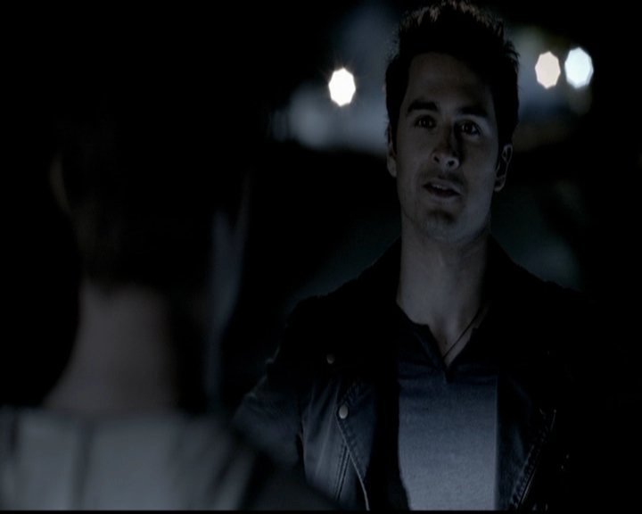 VampireDiariesWorld-dot-org_5x12TheDevilInside4572.jpg