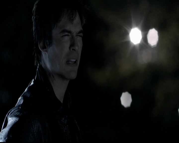 VampireDiariesWorld-dot-org_5x12TheDevilInside4612.jpg