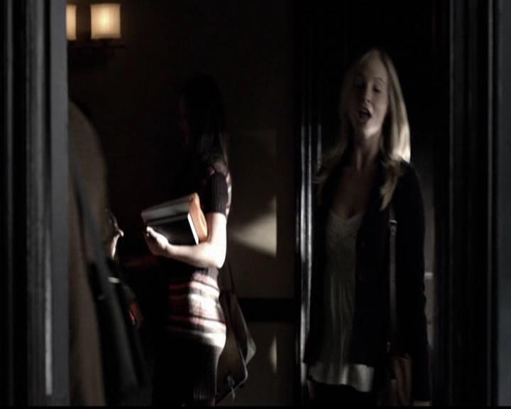 VampireDiariesWorld-dot-org_5x13TotalEclipseOfTheHeart0056.jpg