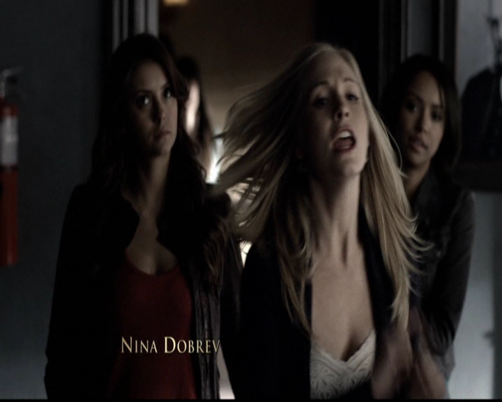 VampireDiariesWorld-dot-org_5x13TotalEclipseOfTheHeart0060.jpg