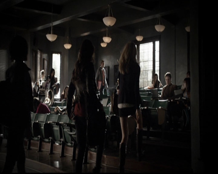 VampireDiariesWorld-dot-org_5x13TotalEclipseOfTheHeart0062.jpg