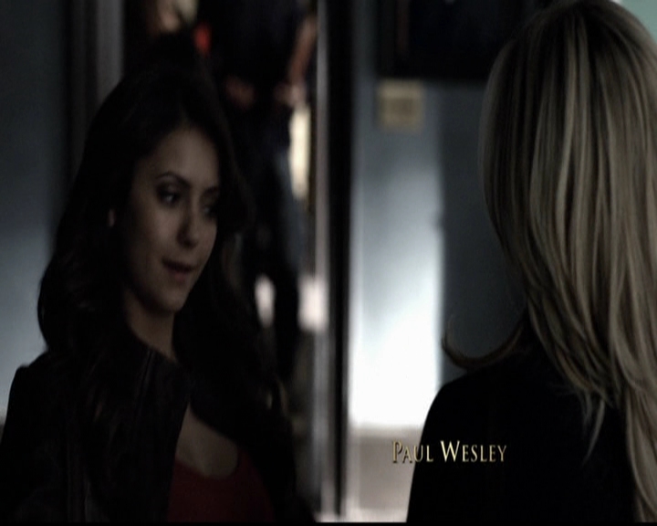 VampireDiariesWorld-dot-org_5x13TotalEclipseOfTheHeart0064.jpg