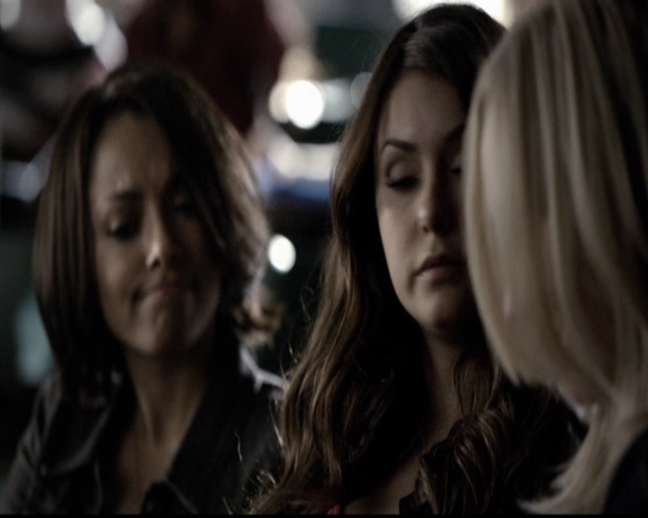 VampireDiariesWorld-dot-org_5x13TotalEclipseOfTheHeart0088.jpg