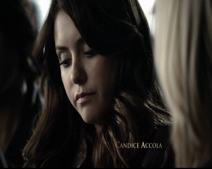 VampireDiariesWorld-dot-org_5x13TotalEclipseOfTheHeart0098.jpg