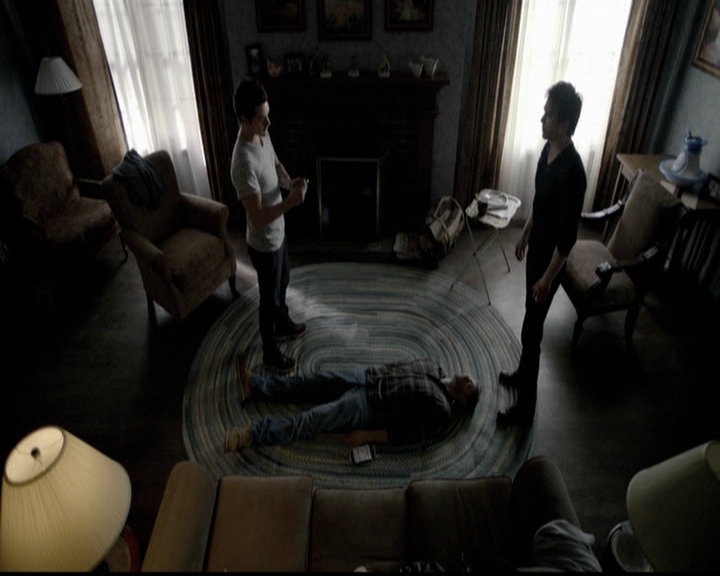 VampireDiariesWorld-dot-org_5x14NoExit0091.jpg