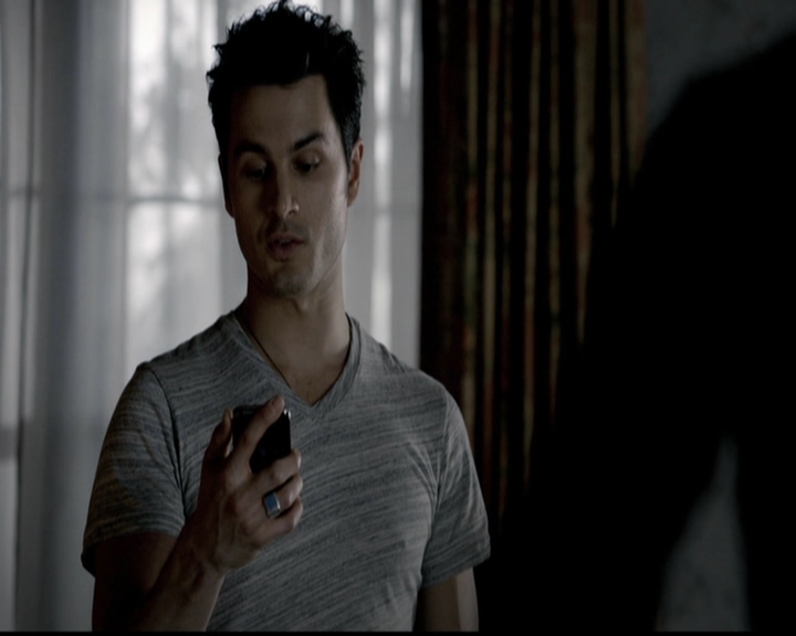 VampireDiariesWorld-dot-org_5x14NoExit0093.jpg