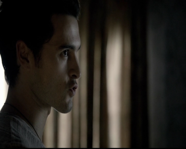 VampireDiariesWorld-dot-org_5x14NoExit0100.jpg