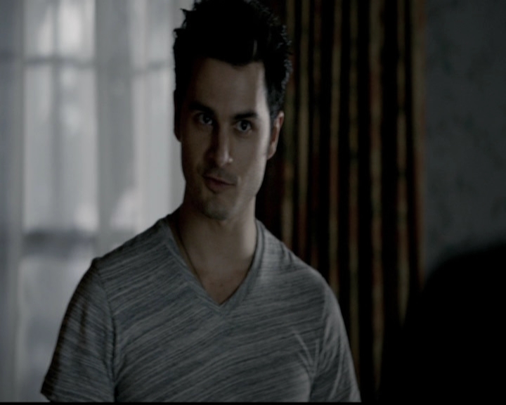 VampireDiariesWorld-dot-org_5x14NoExit0112.jpg