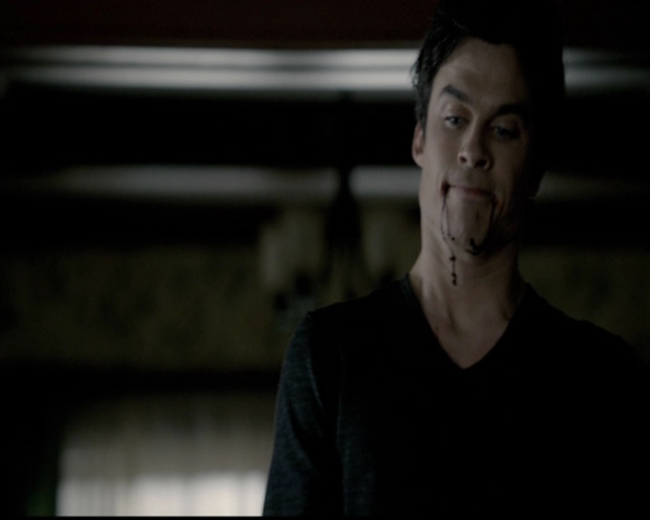 VampireDiariesWorld-dot-org_5x14NoExit0113.jpg