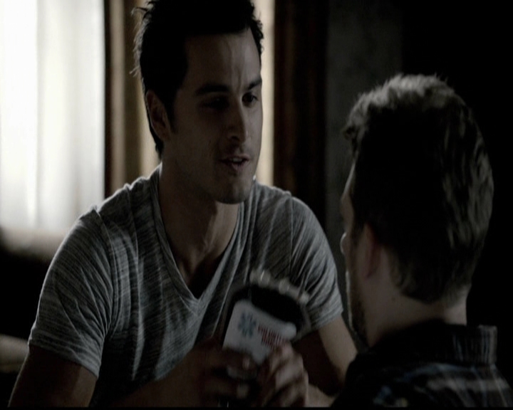 VampireDiariesWorld-dot-org_5x14NoExit0121.jpg