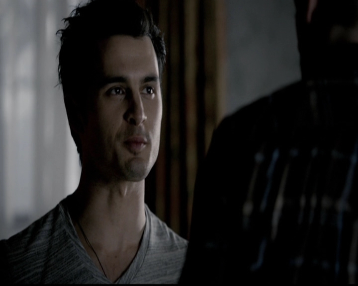 VampireDiariesWorld-dot-org_5x14NoExit0142.jpg