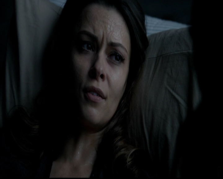 VampireDiariesWorld-dot-org_5x15GoneGirl0090.jpg