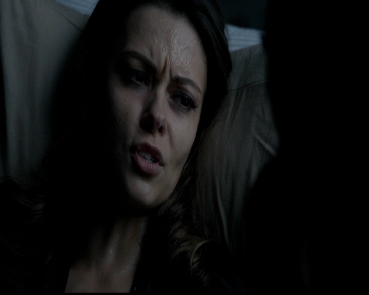 VampireDiariesWorld-dot-org_5x15GoneGirl0098.jpg