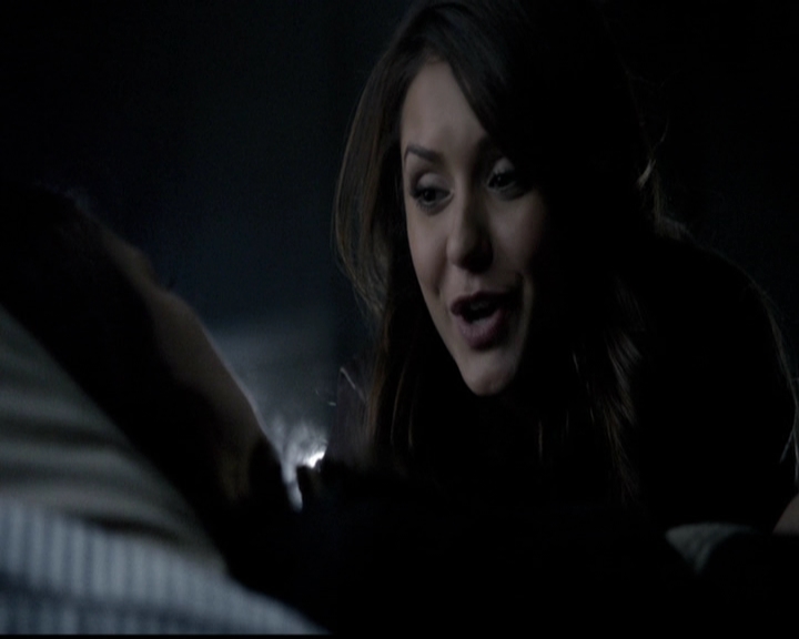 VampireDiariesWorld-dot-org_5x15GoneGirl0104.jpg