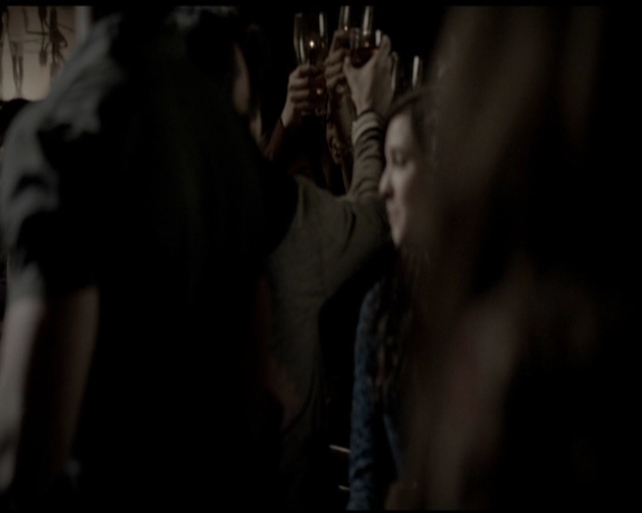 VampireDiariesWorld-dot-org_5x16WhileYouWereSleeping0065.jpg