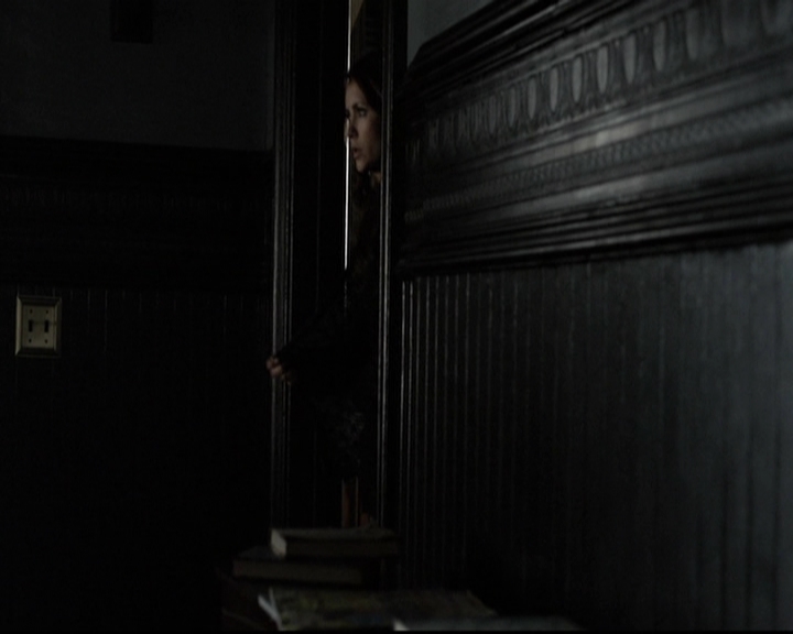 VampireDiariesWorld-dot-org_5x16WhileYouWereSleeping0128.jpg