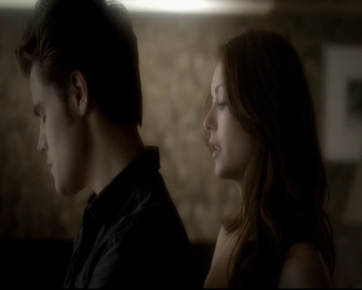 VampireDiariesWorld-dot-org_5x16WhileYouWereSleeping0936.jpg