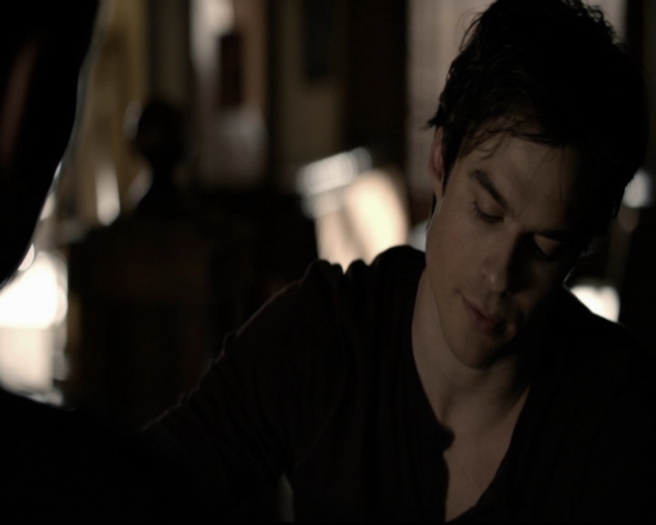 VampireDiariesWorld-dot-org_5x17RescueMe0300.jpg