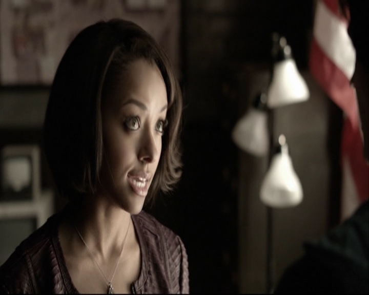 VampireDiariesWorld-dot-org_5x18ResidentEvil-deletedscenes0028.jpg