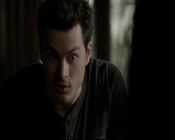 VampireDiariesWorld-dot-org_5x18ResidentEvil0145.jpg