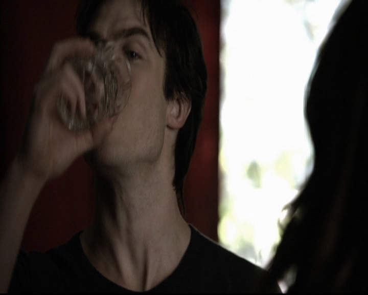 VampireDiariesWorld-dot-org_5x18ResidentEvil1062.jpg