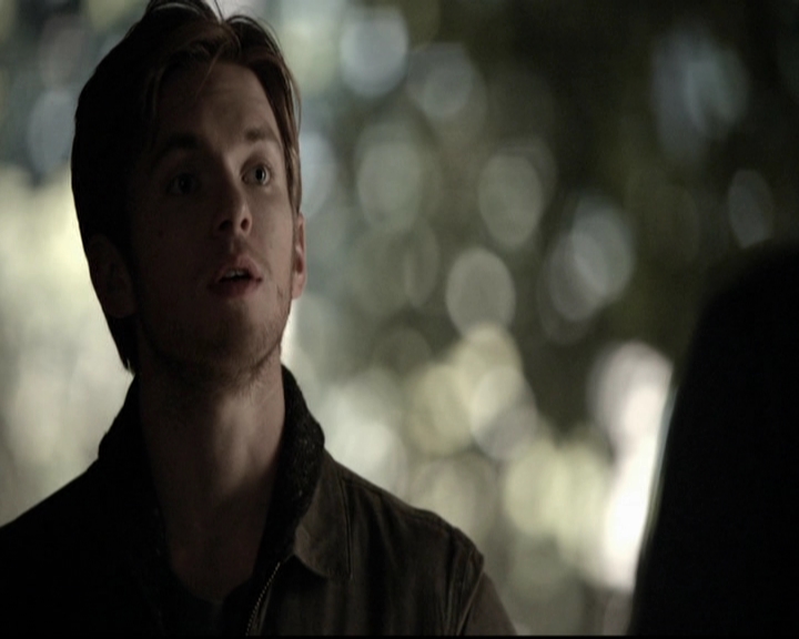 VampireDiariesWorld-dot-org_5x18ResidentEvil1081.jpg