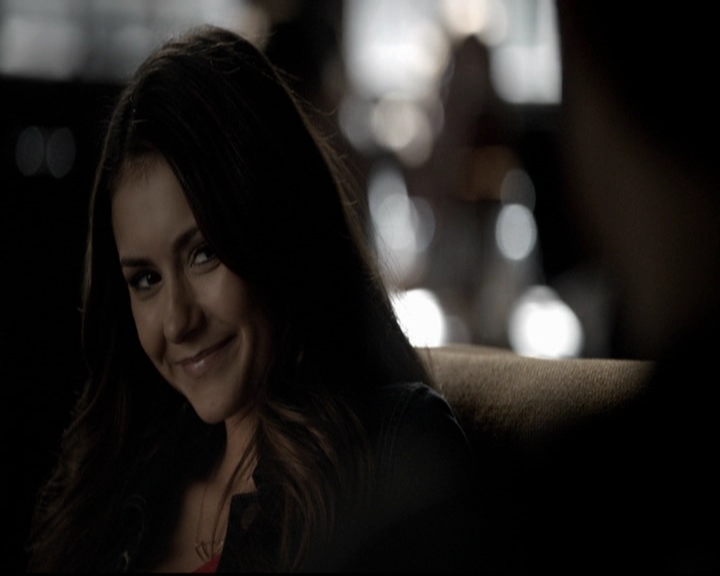 VampireDiariesWorld-dot-org_5x19ManOnFire0116.jpg