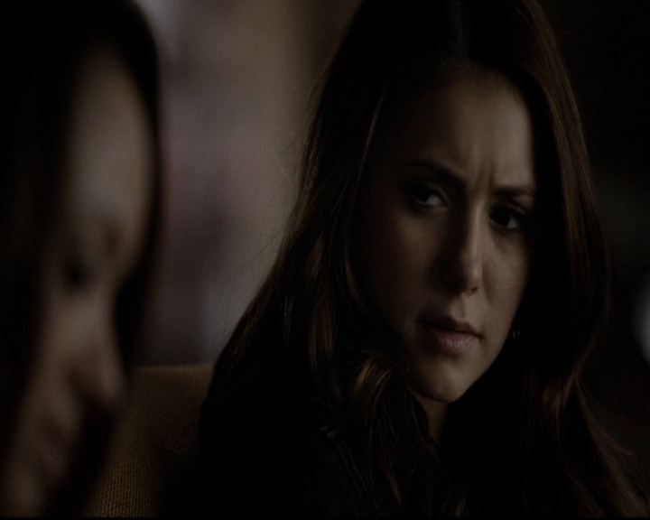 VampireDiariesWorld-dot-org_5x19ManOnFire0128.jpg