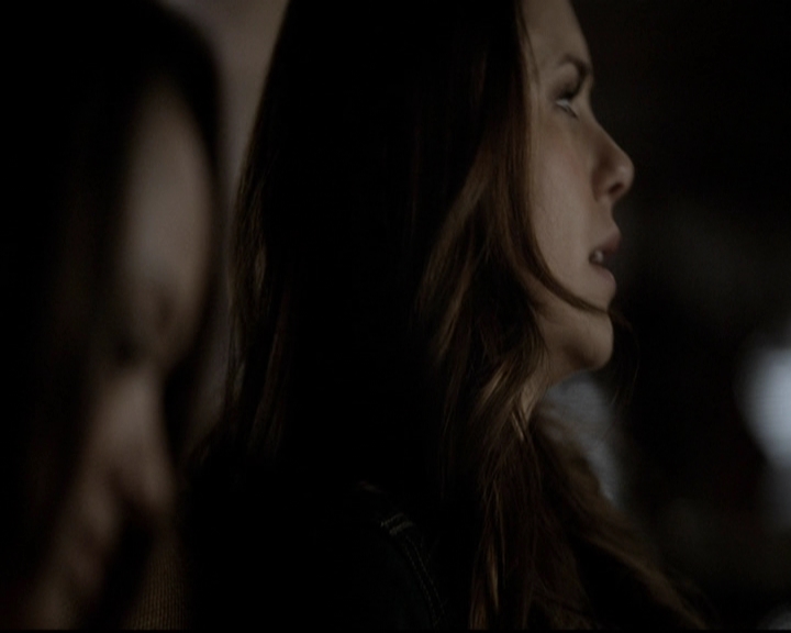 VampireDiariesWorld-dot-org_5x19ManOnFire0129.jpg