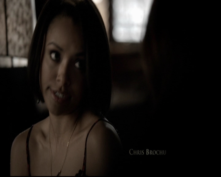 VampireDiariesWorld-dot-org_5x19ManOnFire0159.jpg