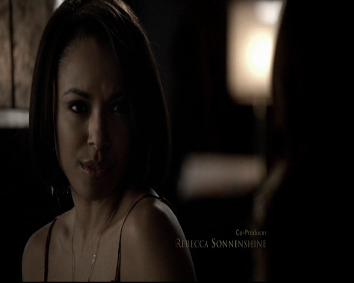 VampireDiariesWorld-dot-org_5x19ManOnFire0163.jpg